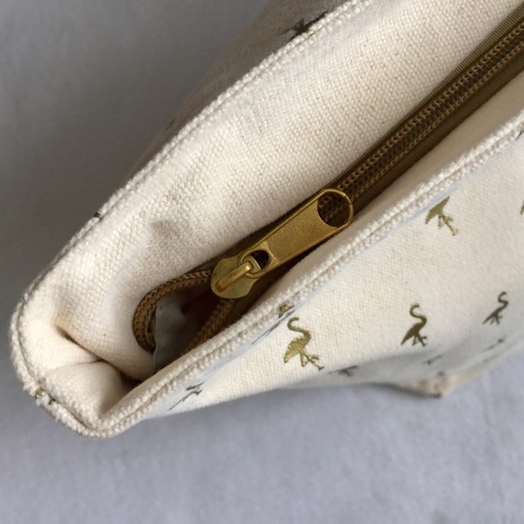 NEW Flamingo Shoulder Tote - Picture 7 of 8